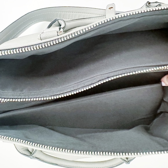 Grey Casual/Business/Laptop/ Baby Crossbody Bag - Large Pockets - Picture 6 of 11